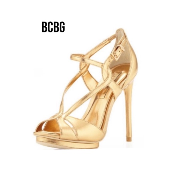 BCBGMaxAzria Shoes - BCBG MAXAZRIA GOLD LEATHER SANDALS Heels SZ 8.5